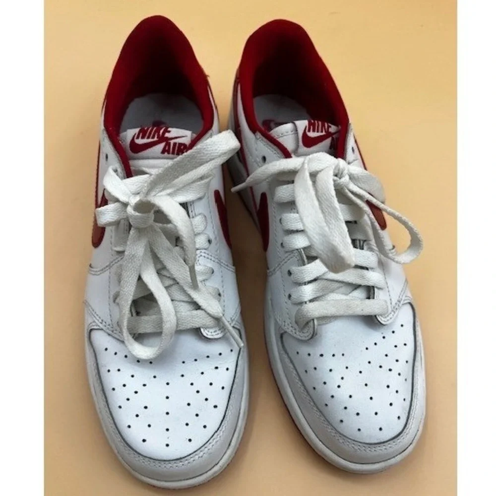 Nike Air Jordan 1 Retro Low OG Youth 5.5Y White Red Good 709999-101 Sneaker